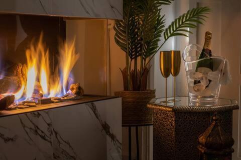 Arabica Suites - Lujosa Vivienda Con Suites Chimeneas En Granada - Centro Ngoại thất bức ảnh